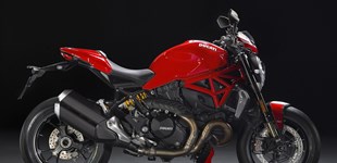Ducati Monster 1200 R 2019 vs Honda CB 1000 R 2018